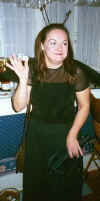 Nina.jpg (32637 bytes)
